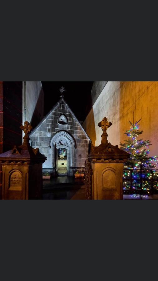 Parisian Style Townhouse Villa Carrick on Shannon Eksteriør bilde