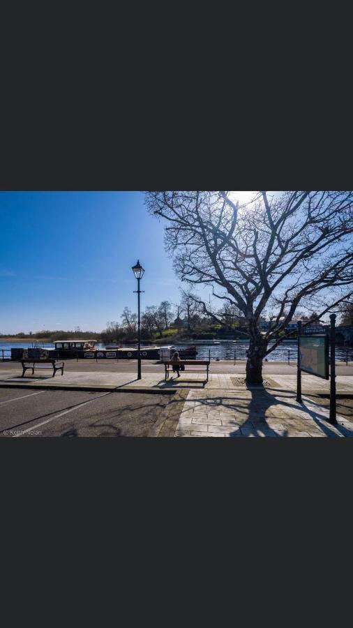 Parisian Style Townhouse Villa Carrick on Shannon Eksteriør bilde