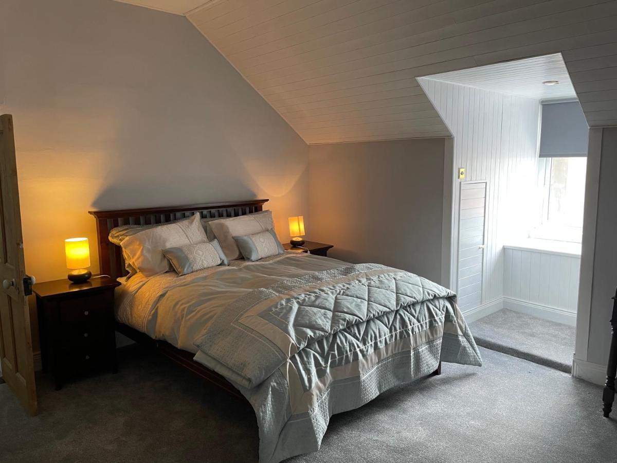 Parisian Style Townhouse Villa Carrick on Shannon Eksteriør bilde