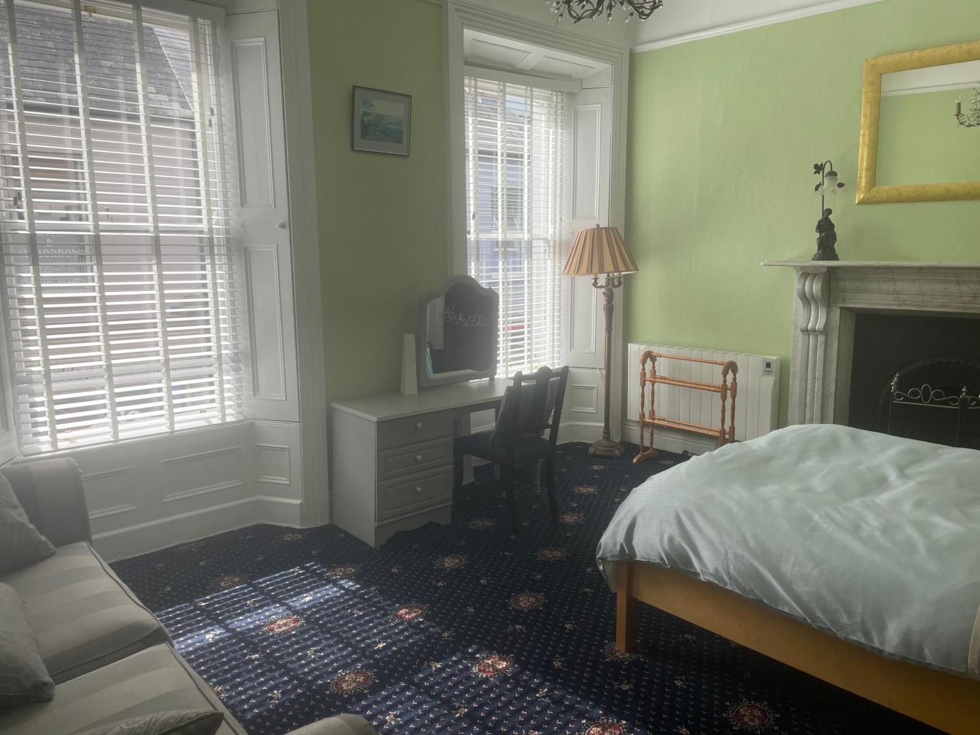 Parisian Style Townhouse Villa Carrick on Shannon Eksteriør bilde